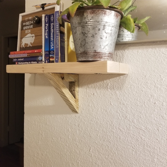 Custom made shelves - Picture 3 of 8